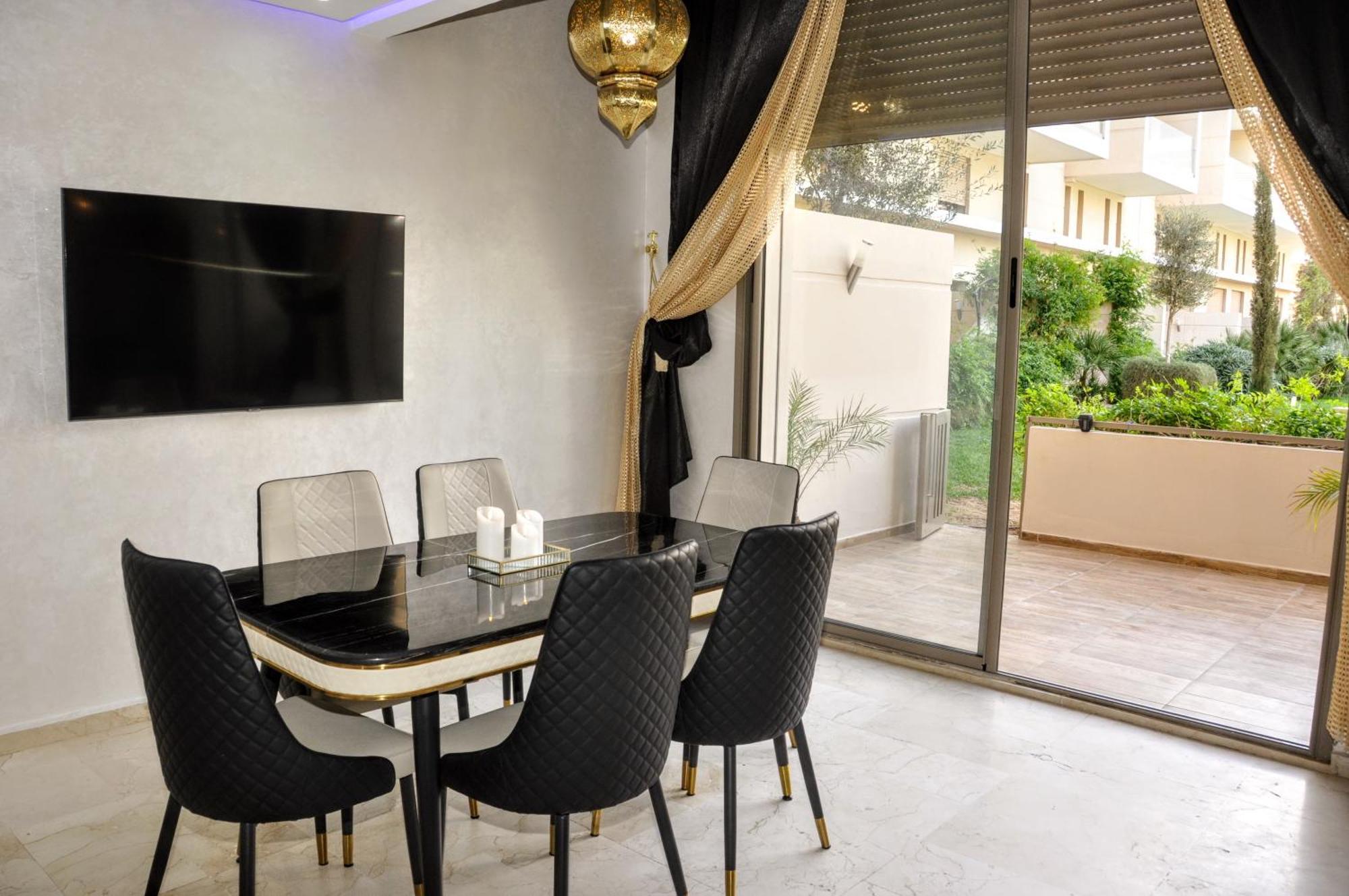 Apartamento Royal Deluxe Gold - Marrakech, Luxe Pool View Marrakesh Exterior foto